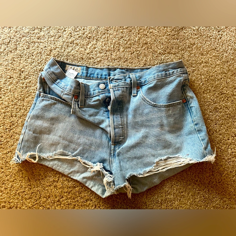 Levi’s women’s shorts size 31
